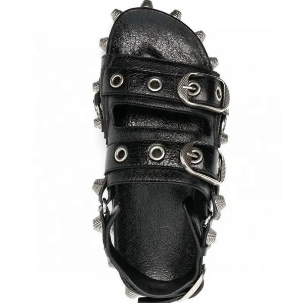 High Quality Men Sandals Metal Rivet Decoration Sandals